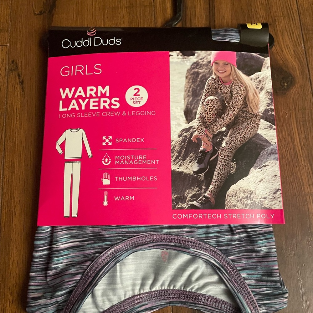 Cuddle duds warm layers two piece long sleeve crew and leggings set